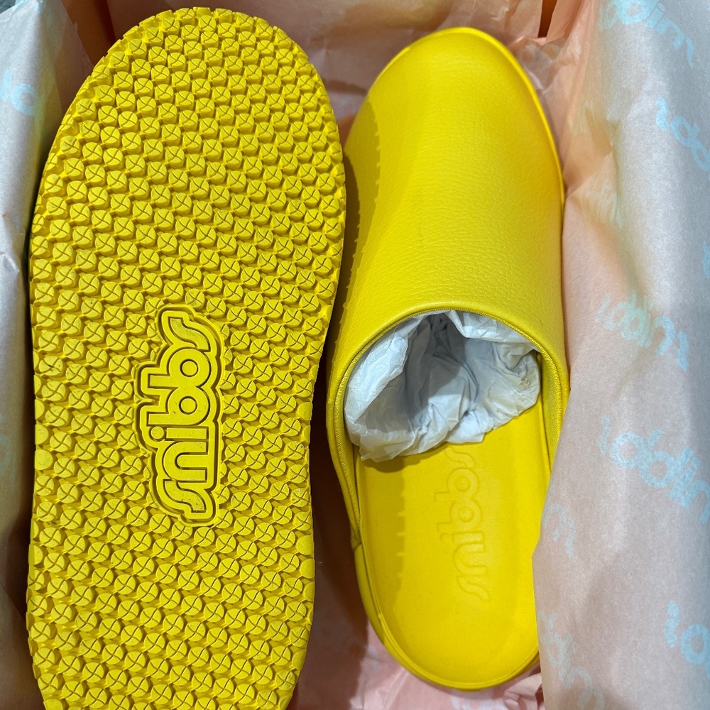 Snibbs Limited Edition Unisex Clogs 11M/12.5W